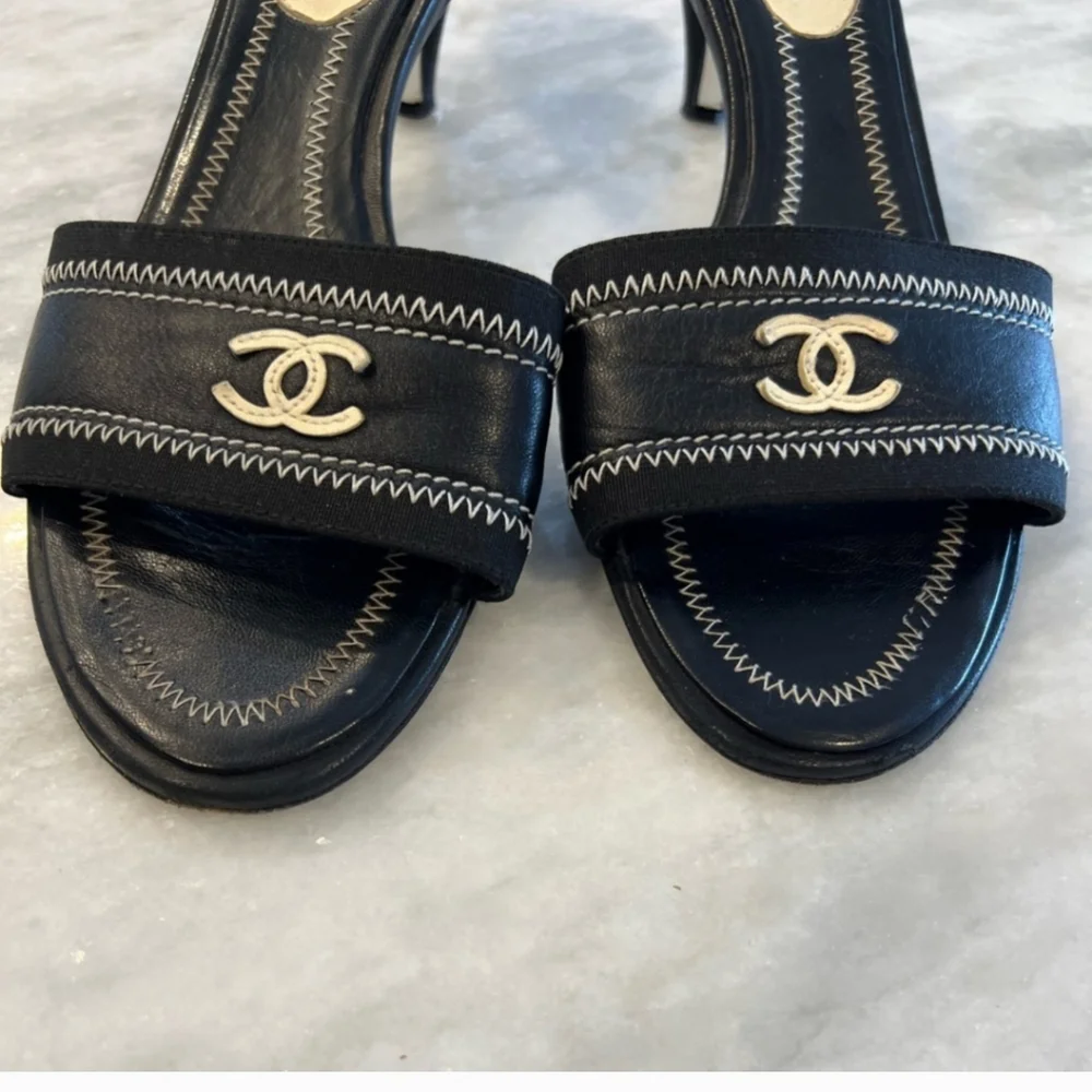 CHANEL Black Open-Toe Heeled Slide Sandals with Logo